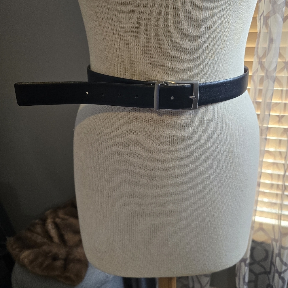 Classic 2-Sided Nike Leather Belt